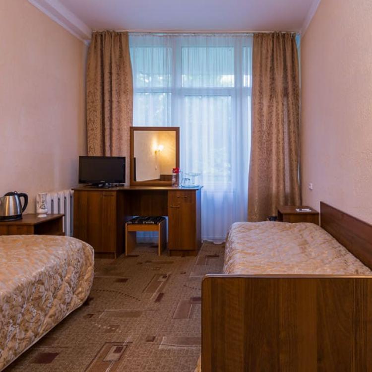 Спальные места в 2 местном 1 комнатном 2 категории, Корпус №1 в санатории им. Анджиевского Ессентуков