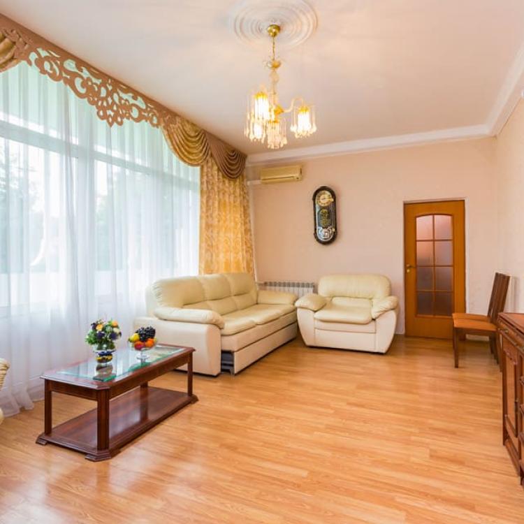 Гостиная в 2 местных 3 комнатных Апартаментах, Корпус №1 санатория им. Анджиевского в Ессентуках